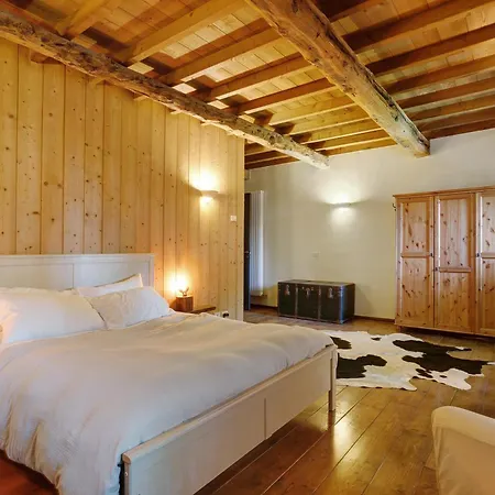 Ca Bossi Retreat Above Villa