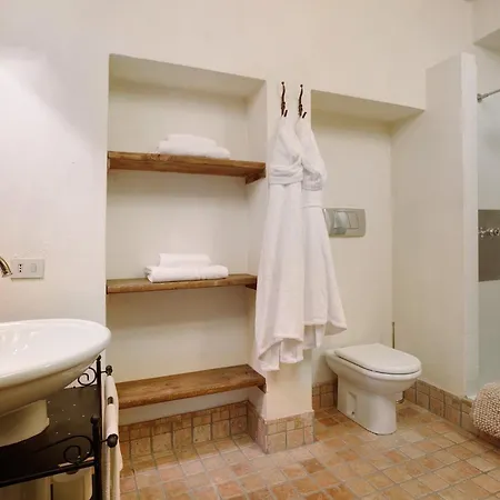 Villa Ca Bossi Retreat Above *