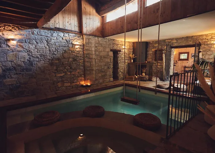 Ca Bossi Retreat Above וילה צ'רנוביו