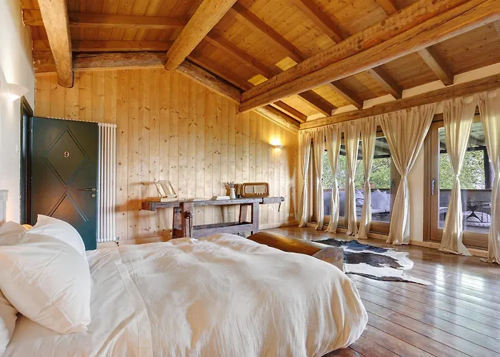 Ca Bossi Retreat Above