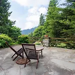 Ca Bossi Retreat Above Cernobbio
