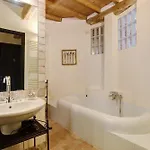 Villa Ca Bossi Retreat Above