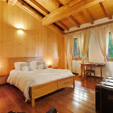 Ca Bossi Retreat Above