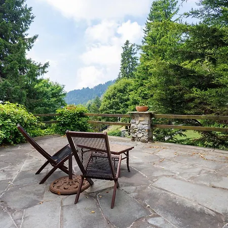 Ca Bossi Retreat Above Villa