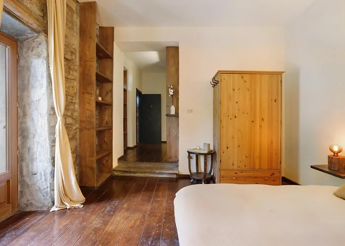 Ca Bossi Retreat Above * تْشيرنوبيو