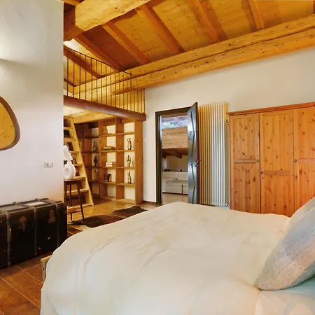 Ca Bossi Retreat Above Villa