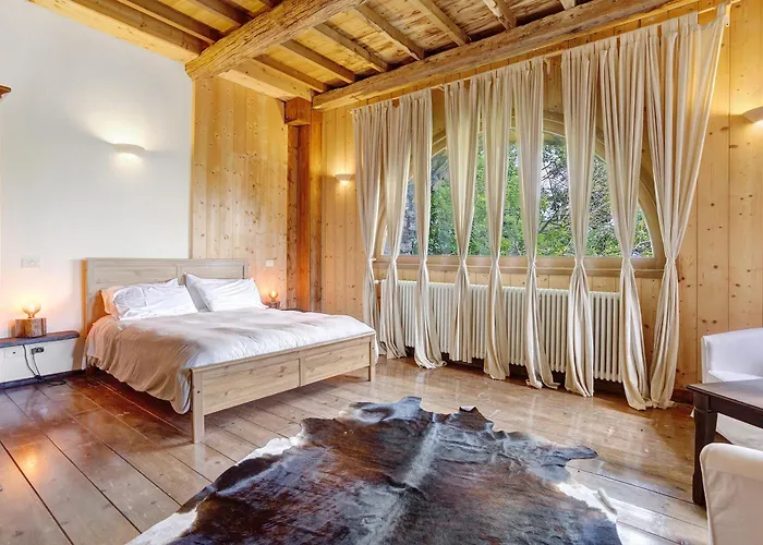 Ca Bossi Retreat Above Villa