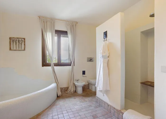 Ca Bossi Retreat Above Villa Cernobbio